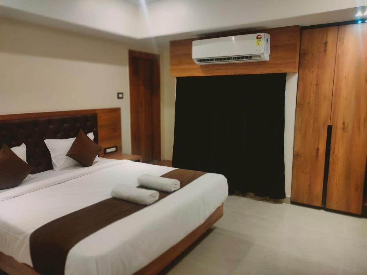 Aditya Inn Guwahati Exterior foto