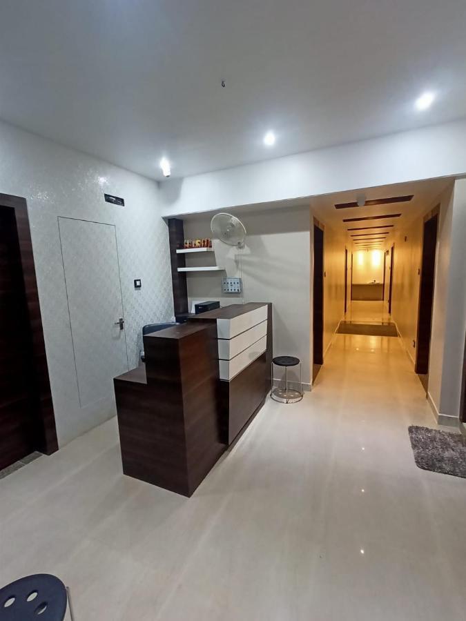 Aditya Inn Guwahati Exterior foto
